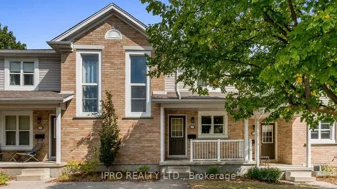 London Lane Townhomes exterior