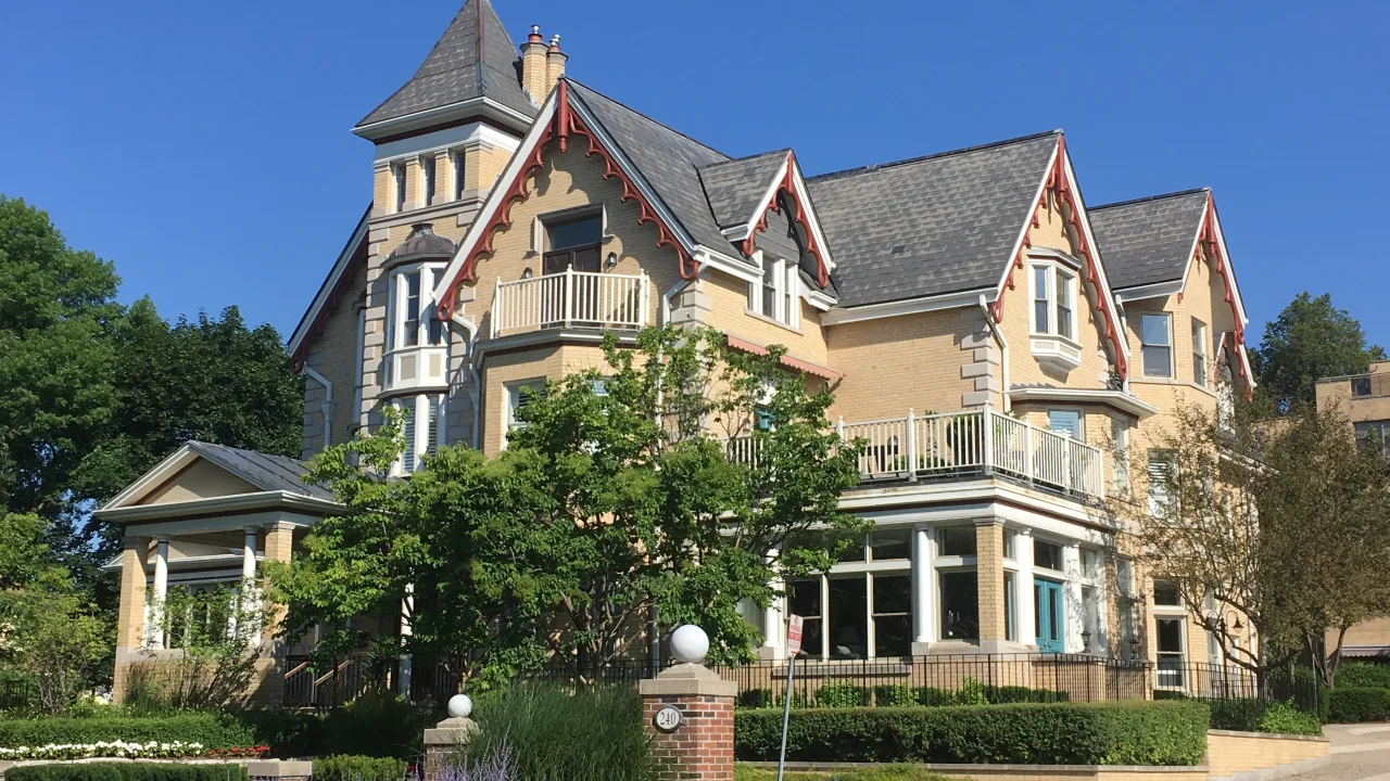Sir Adam Beck exterior
