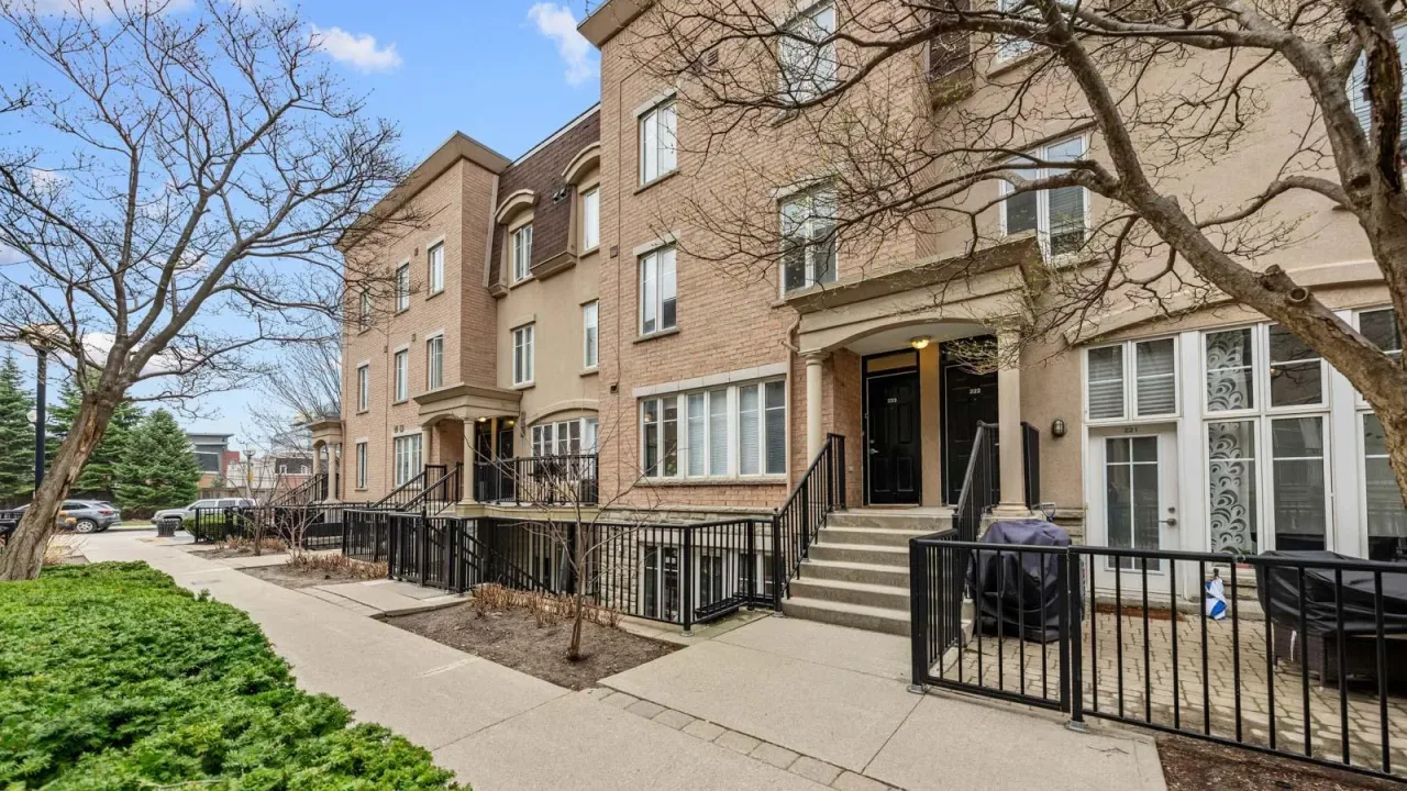 Liberty Village Townhomes III condo building exterior