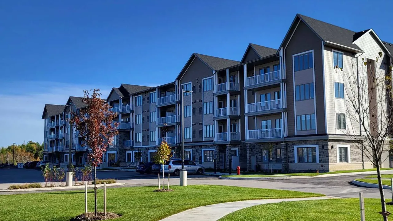 Edgewood Suites exterior