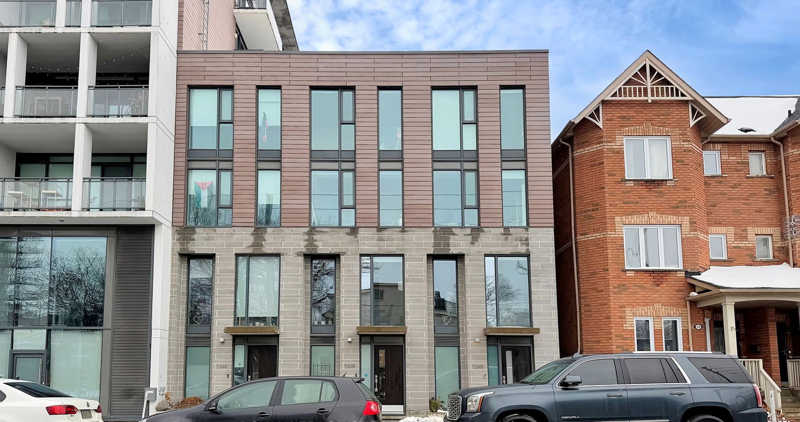 1246 Dundas Street East exterior