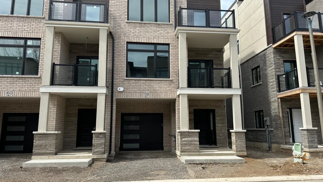 Legacy on Vine exterior