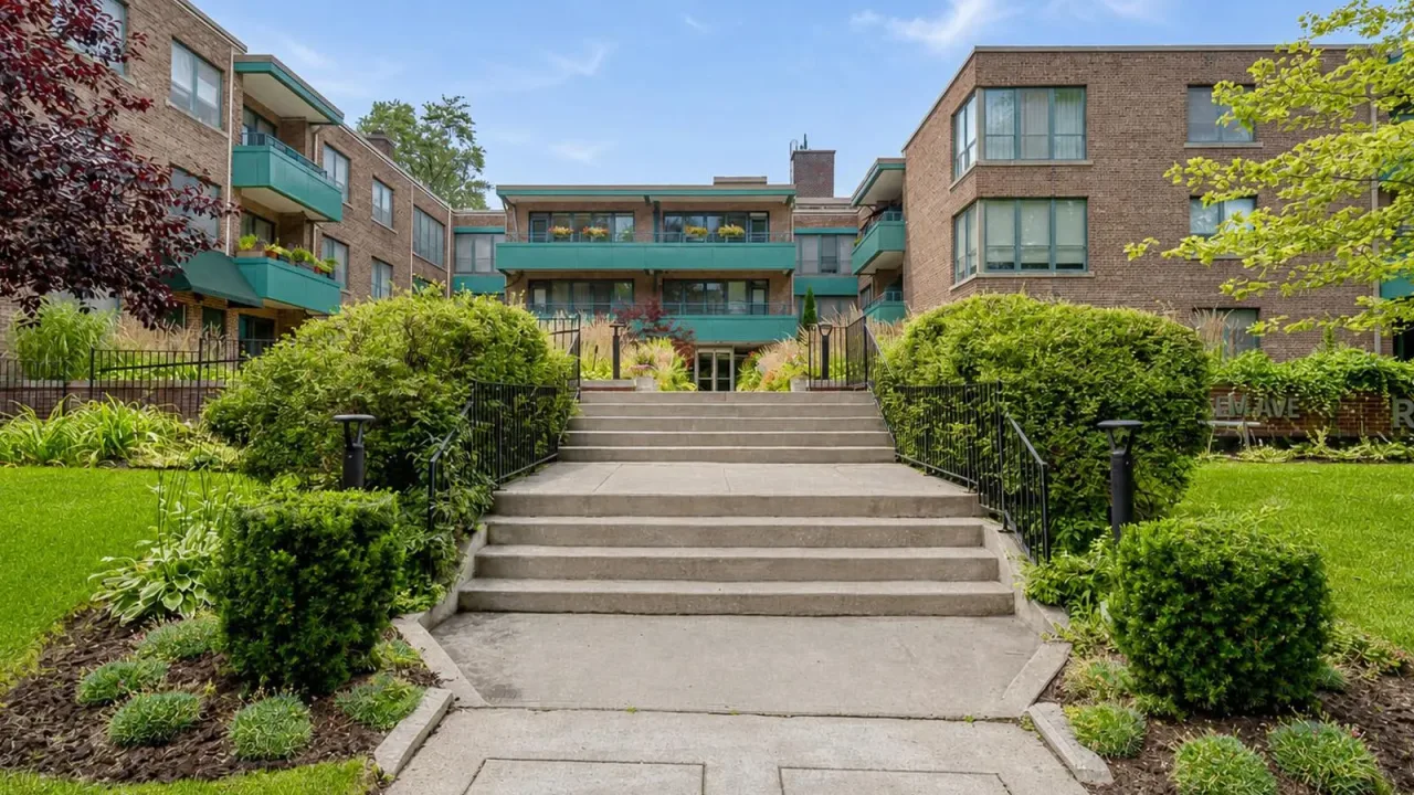 Rosedale Court exterior