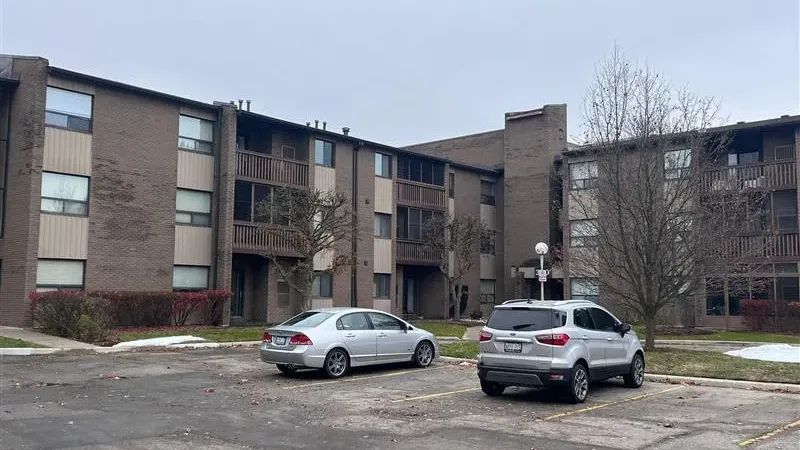CHELSEY COURT exterior