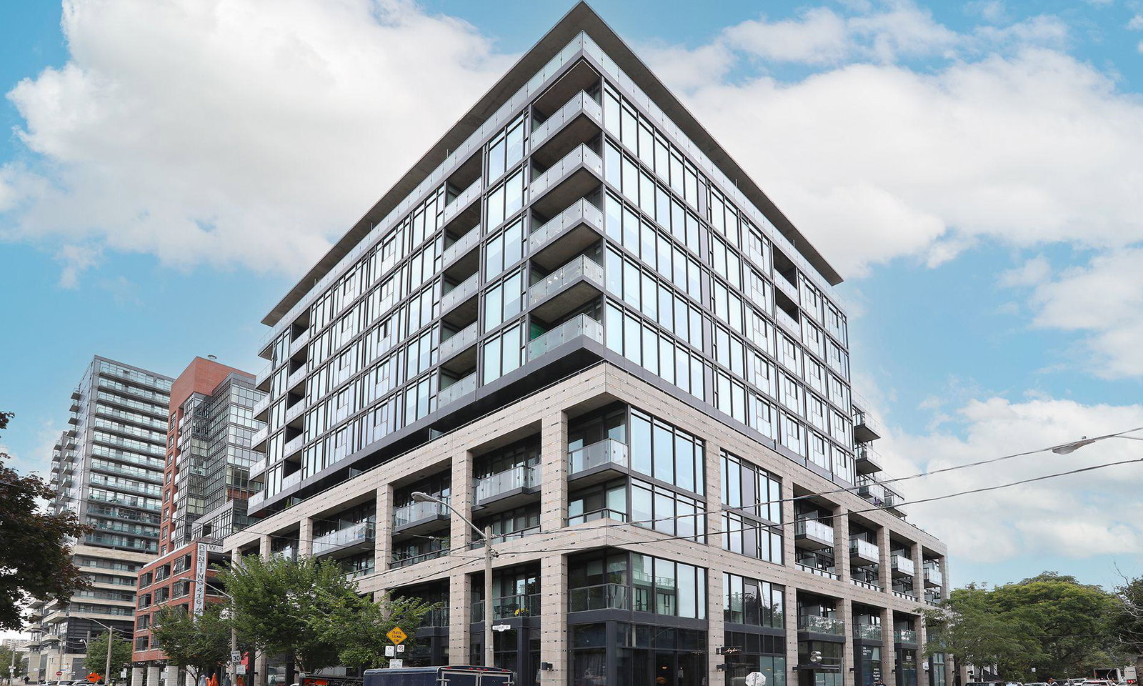 Art Condos exterior
