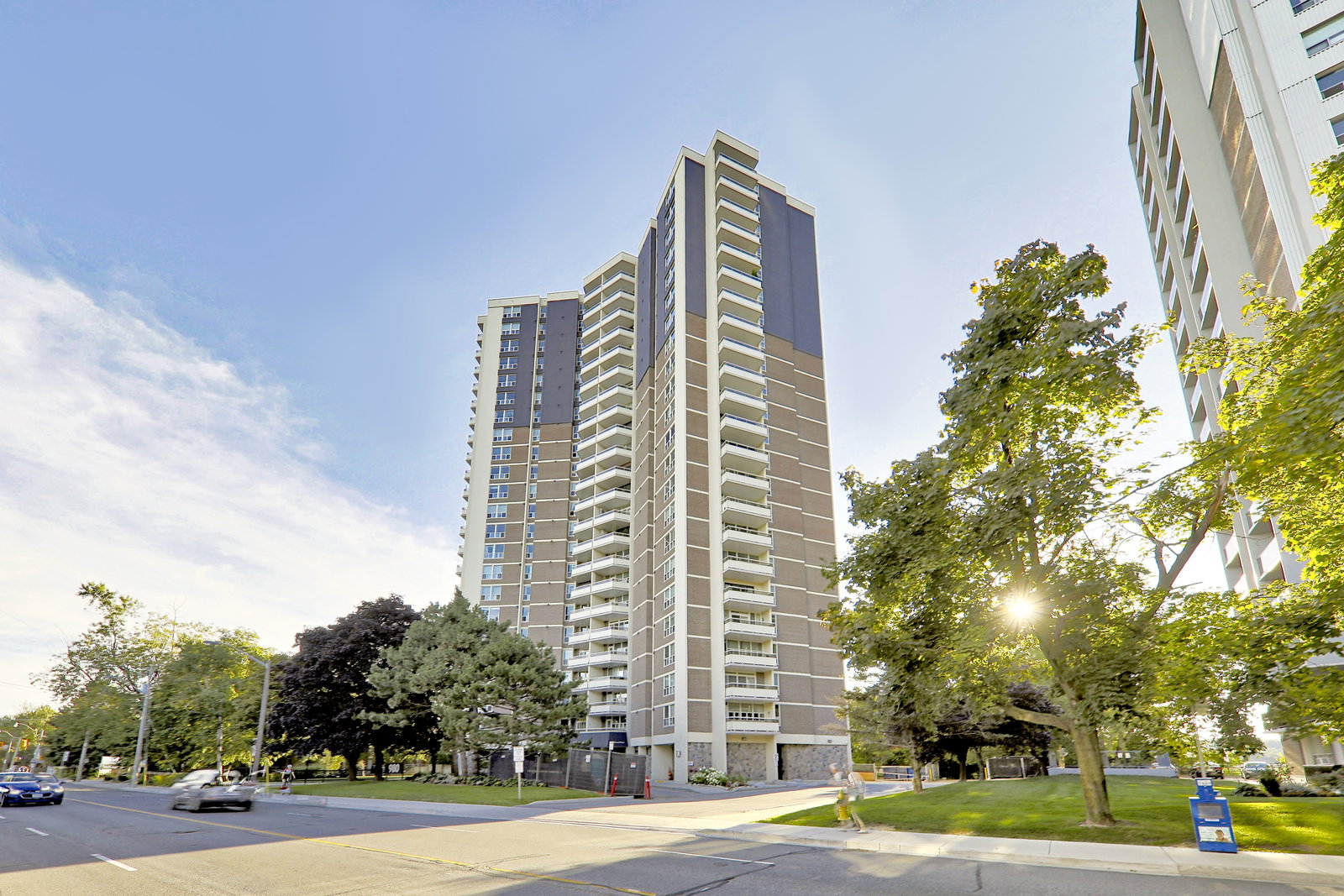 Helliwell Place condo