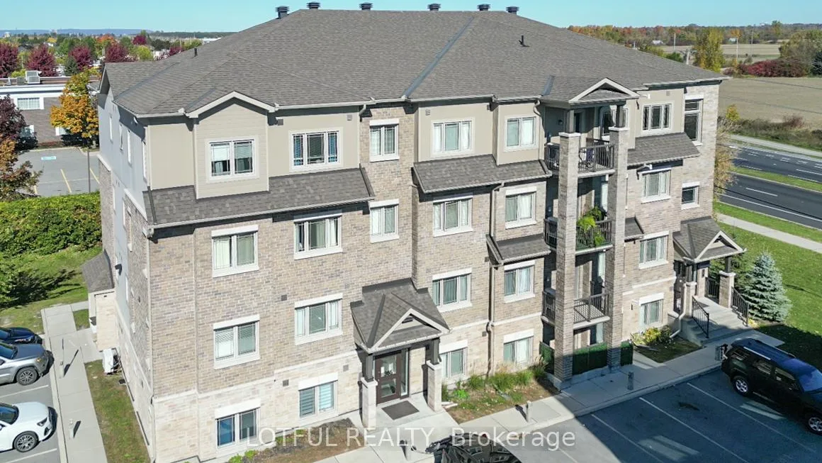Woodroffe Lofts exterior
