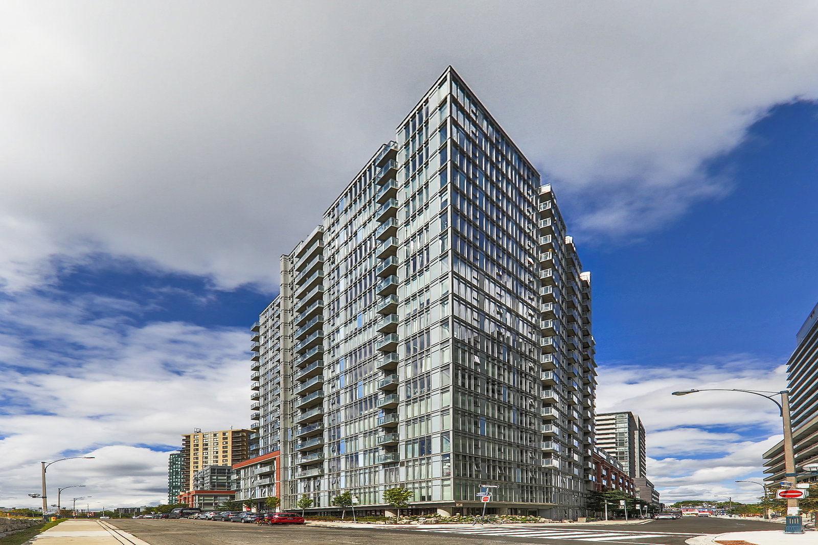 Westside Gallery Lofts exterior