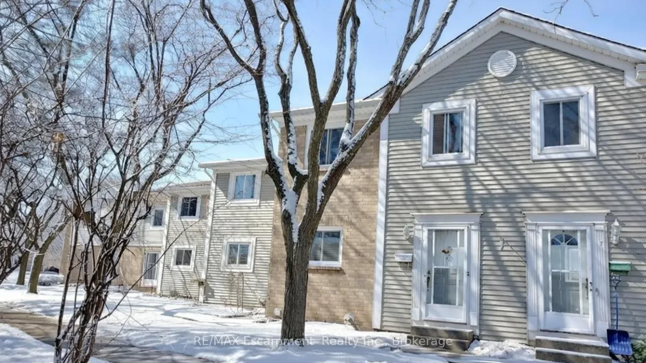 Wedgewood Village exterior