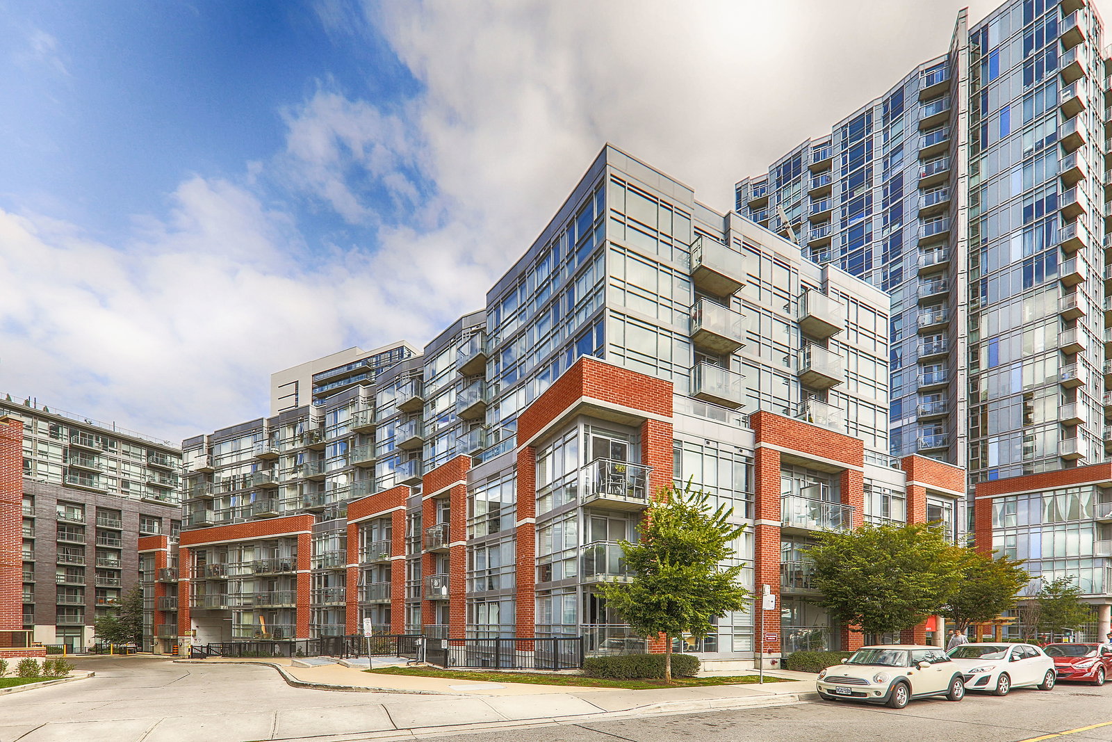The Curve exterior