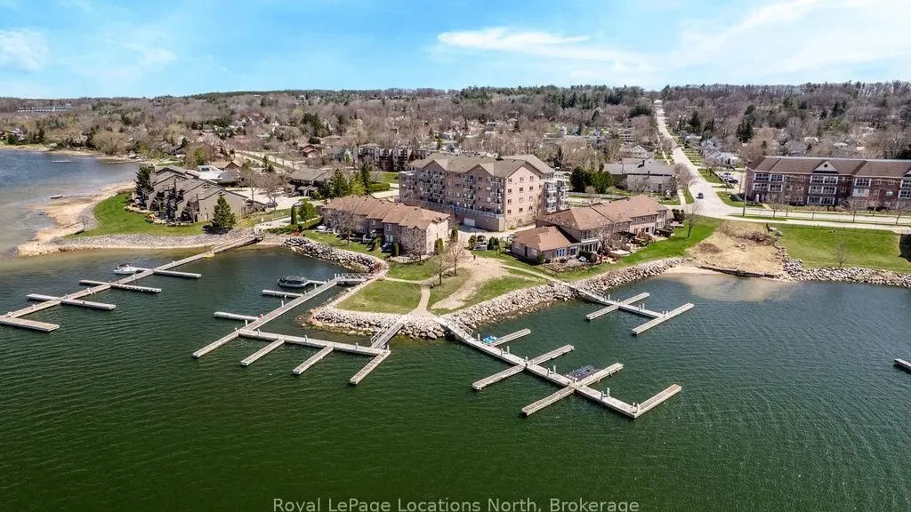 Bayside Estates exterior