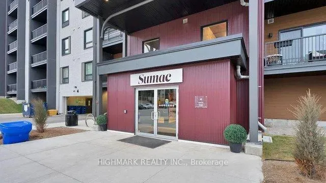 Bistro 6 condo building exterior