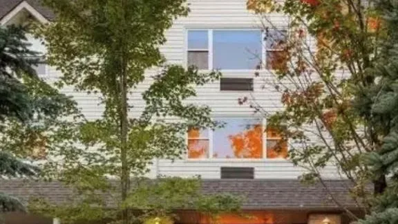 The Barrington exterior
