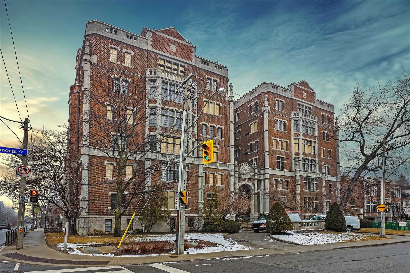150 Balmoral Avenue exterior