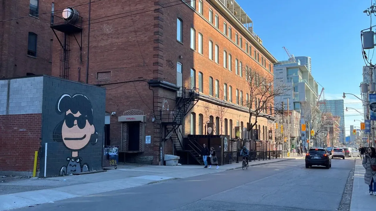 Fashion House exterior