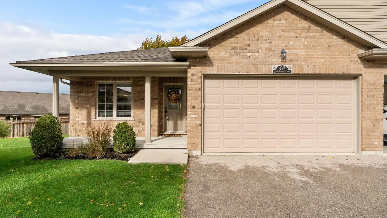 The Towns at Orchard Park exterior