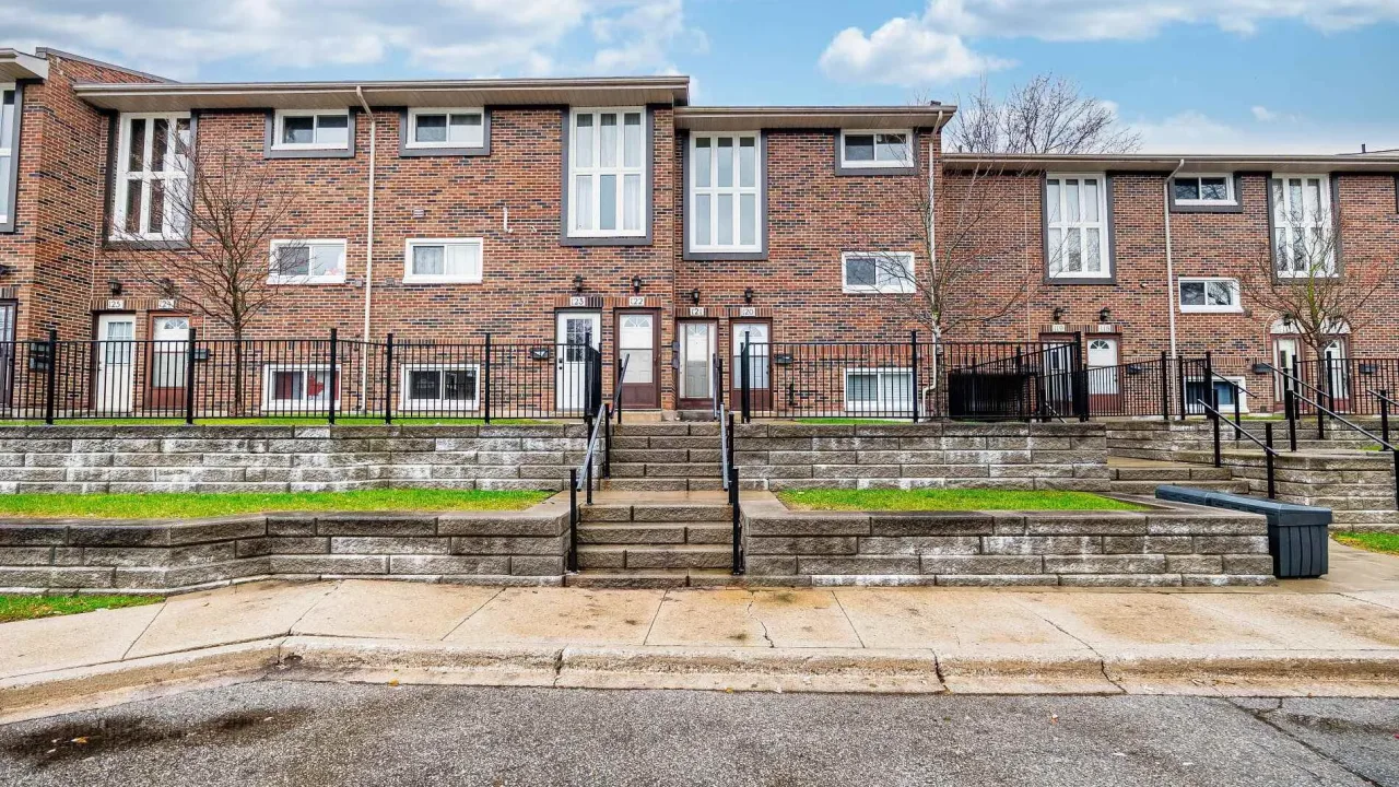 Countrywood exterior