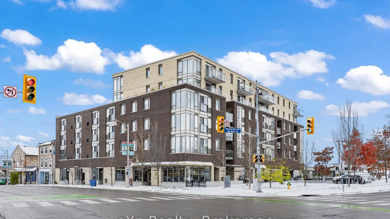 Market Commons exterior