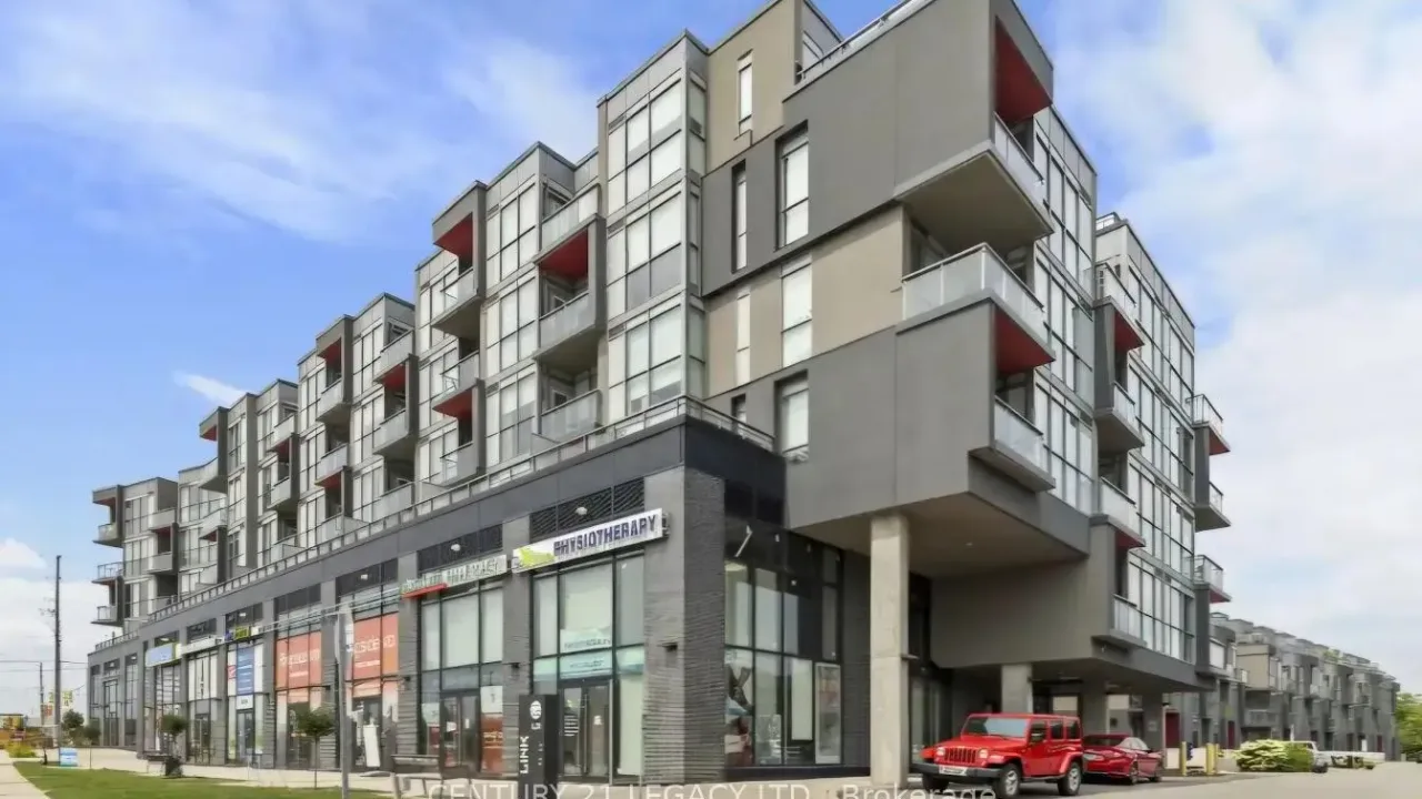 Six Points Plaza Condos exterior