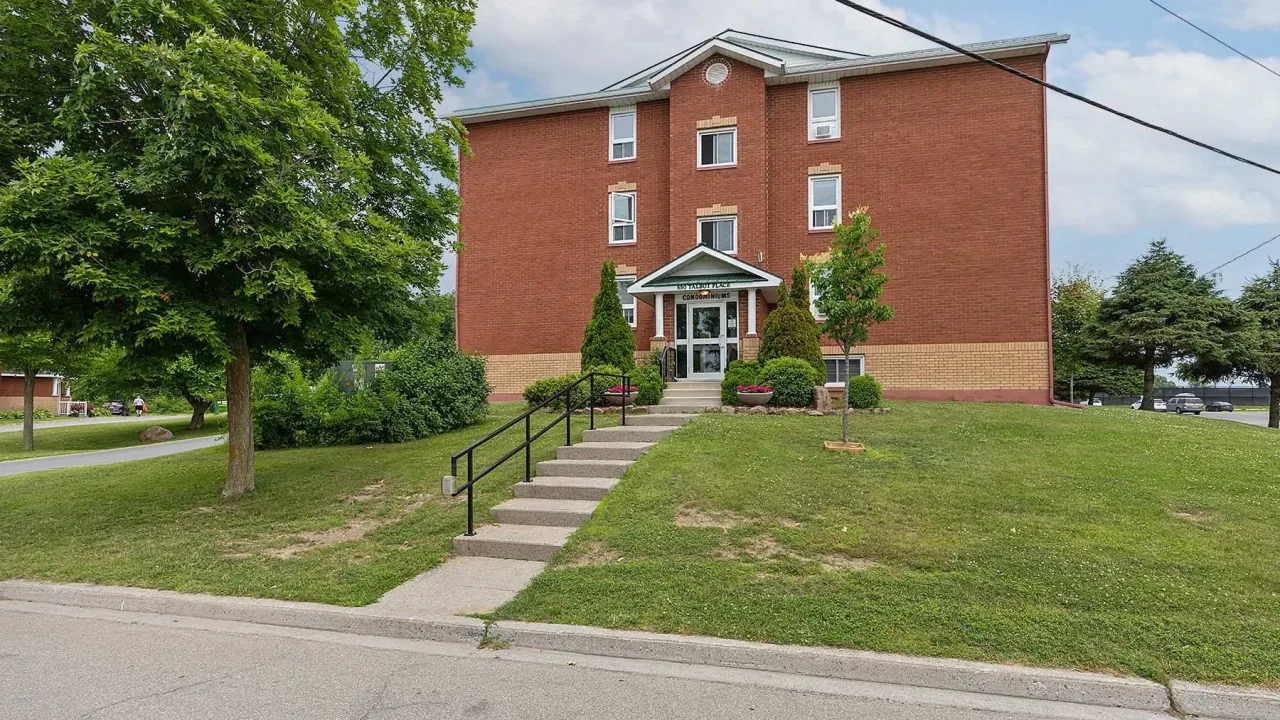 550 Talbot Place exterior