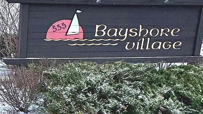 Bayshore Villas exterior