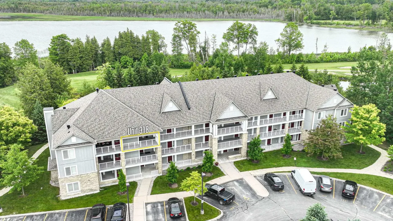 Marlwood Condos exterior