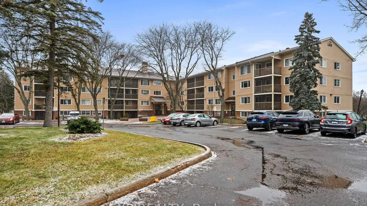 River Glen exterior