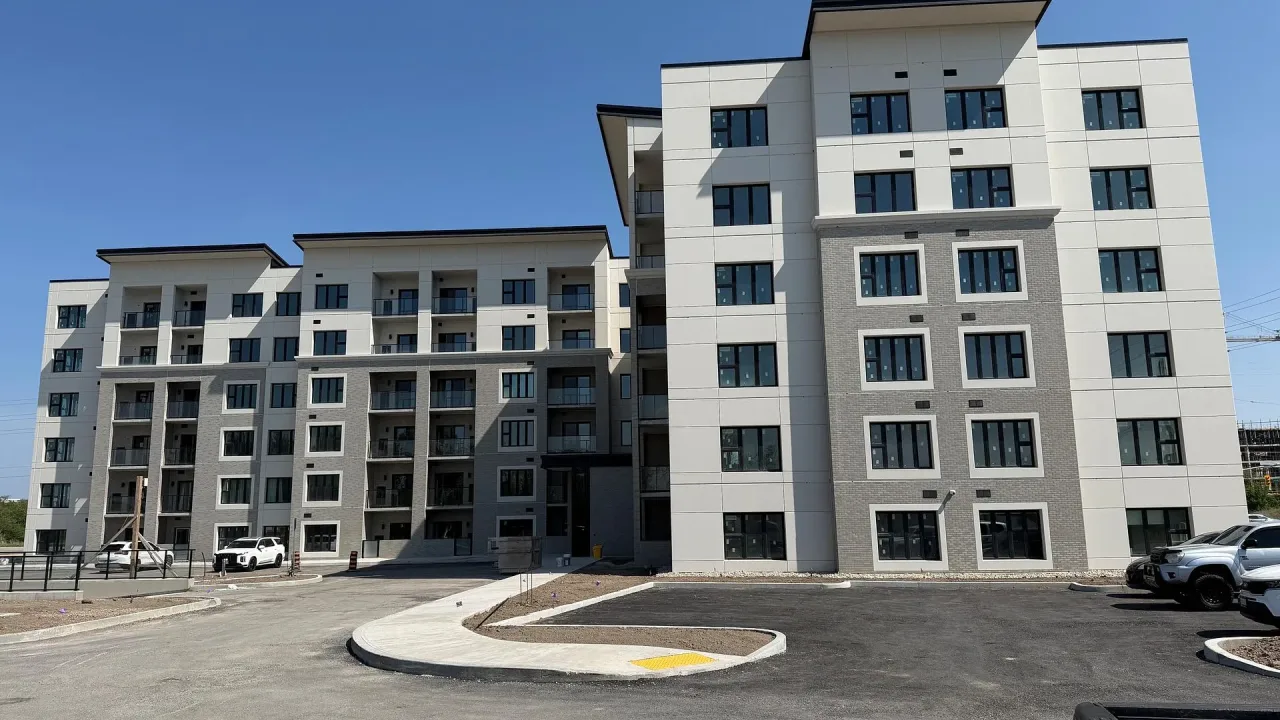Creekside Condos exterior