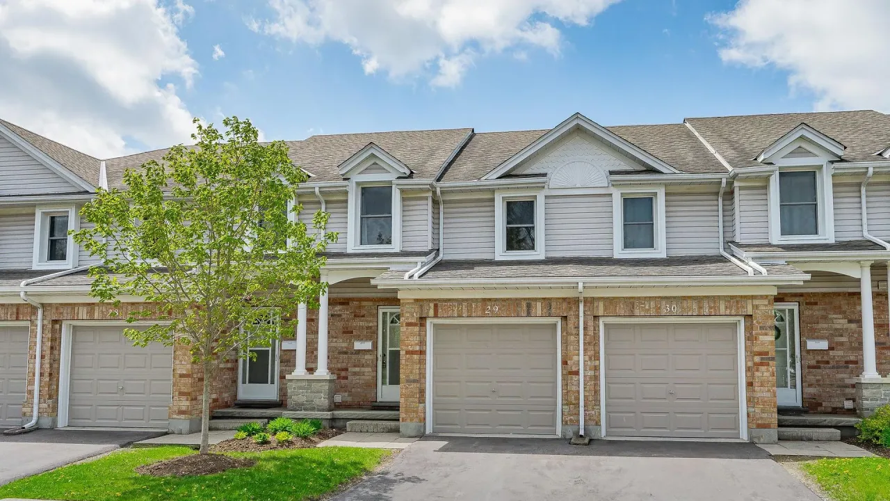 Hartsland Hollow exterior