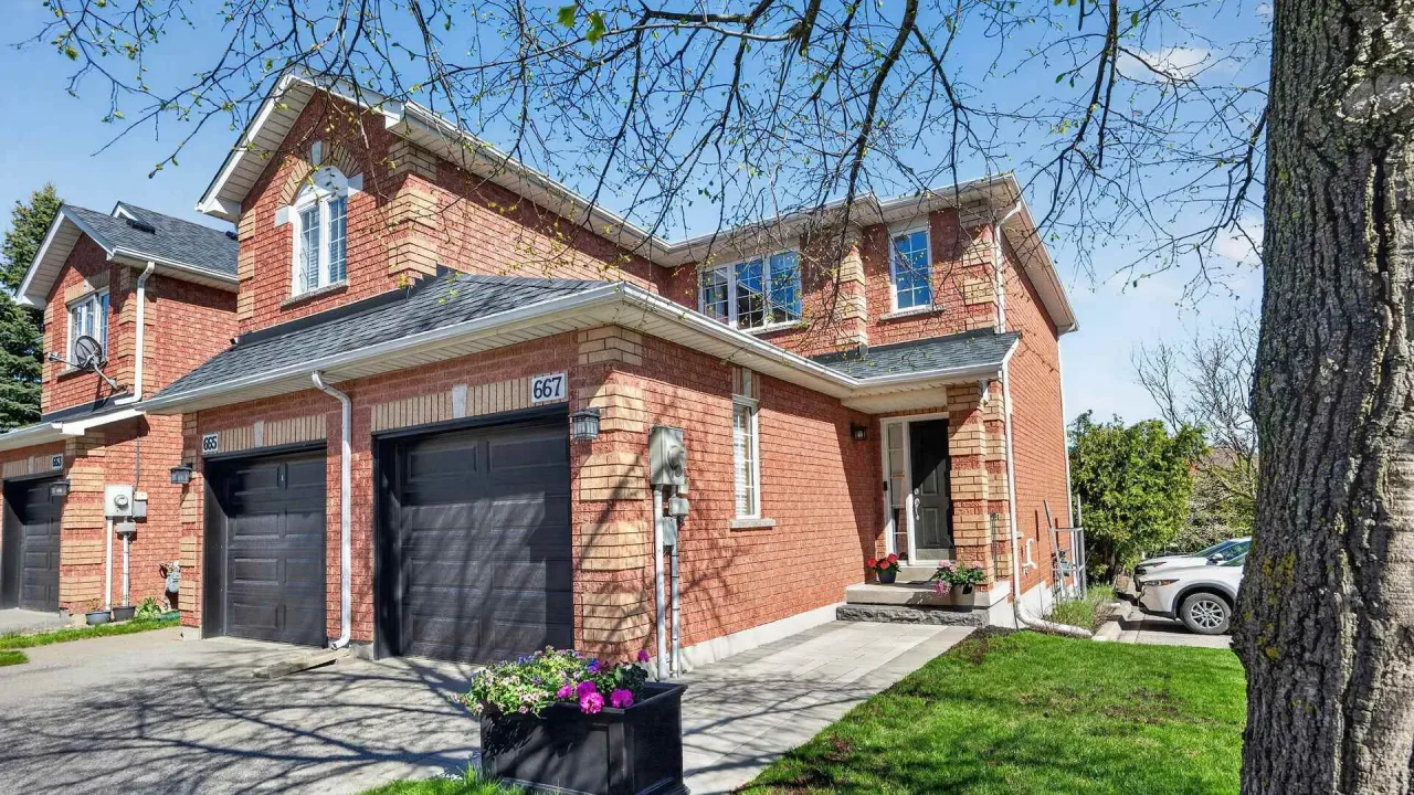 Mulock Hills exterior