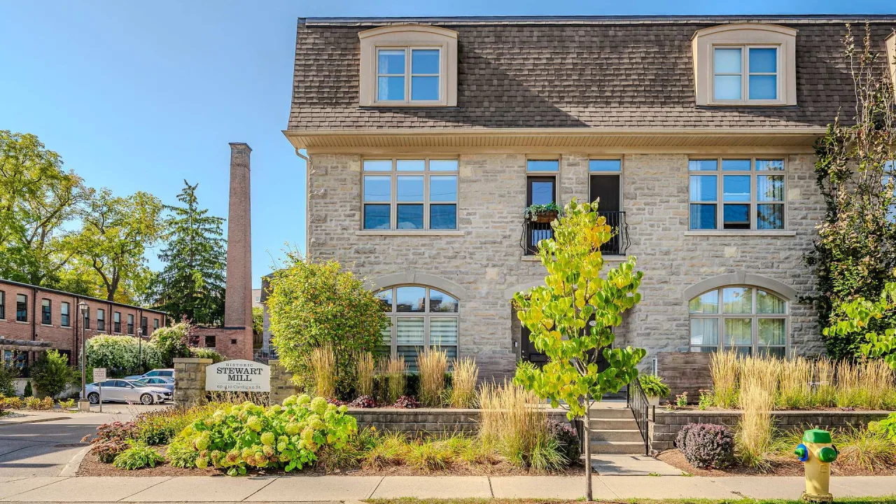 Stewart Mill Townes exterior