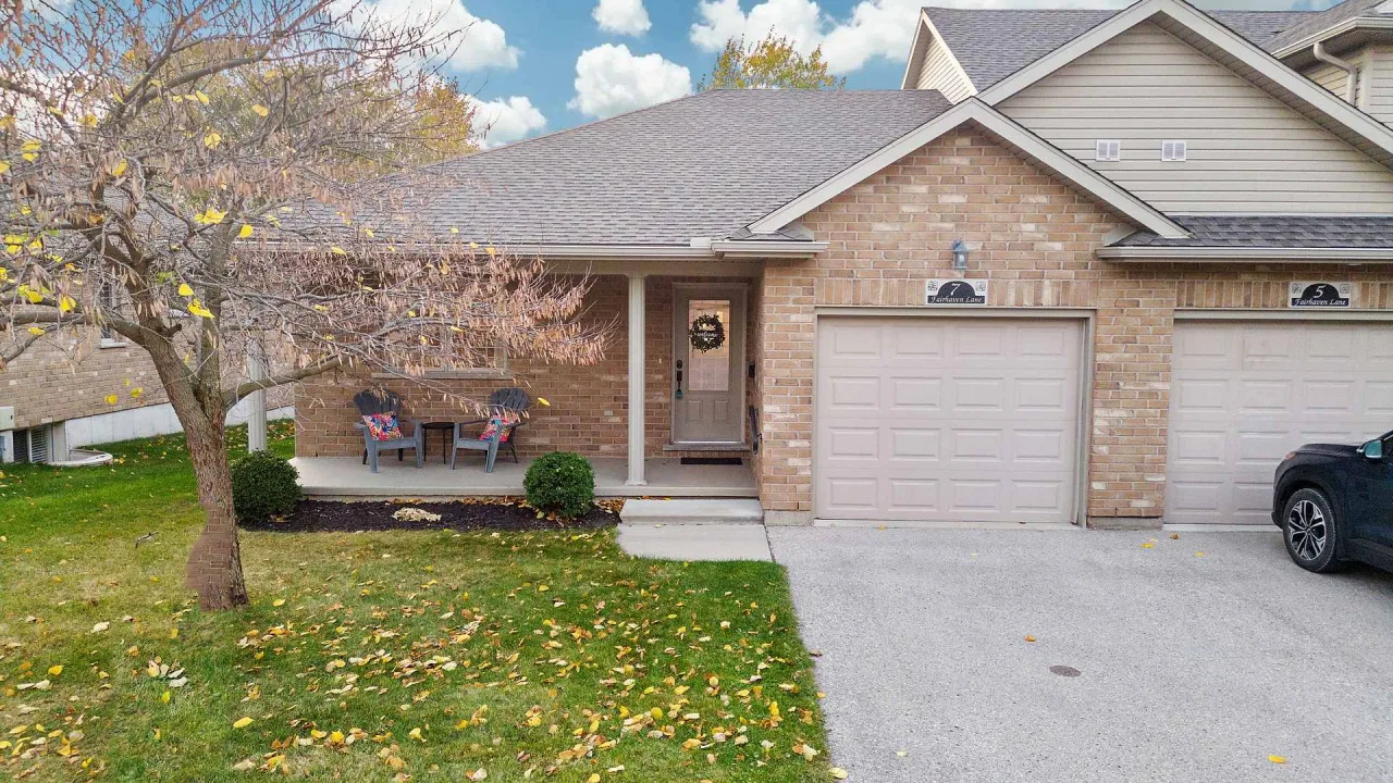 Orchard Park exterior
