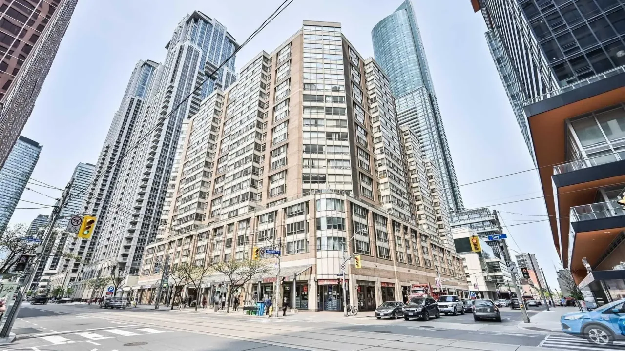 Liberties exterior