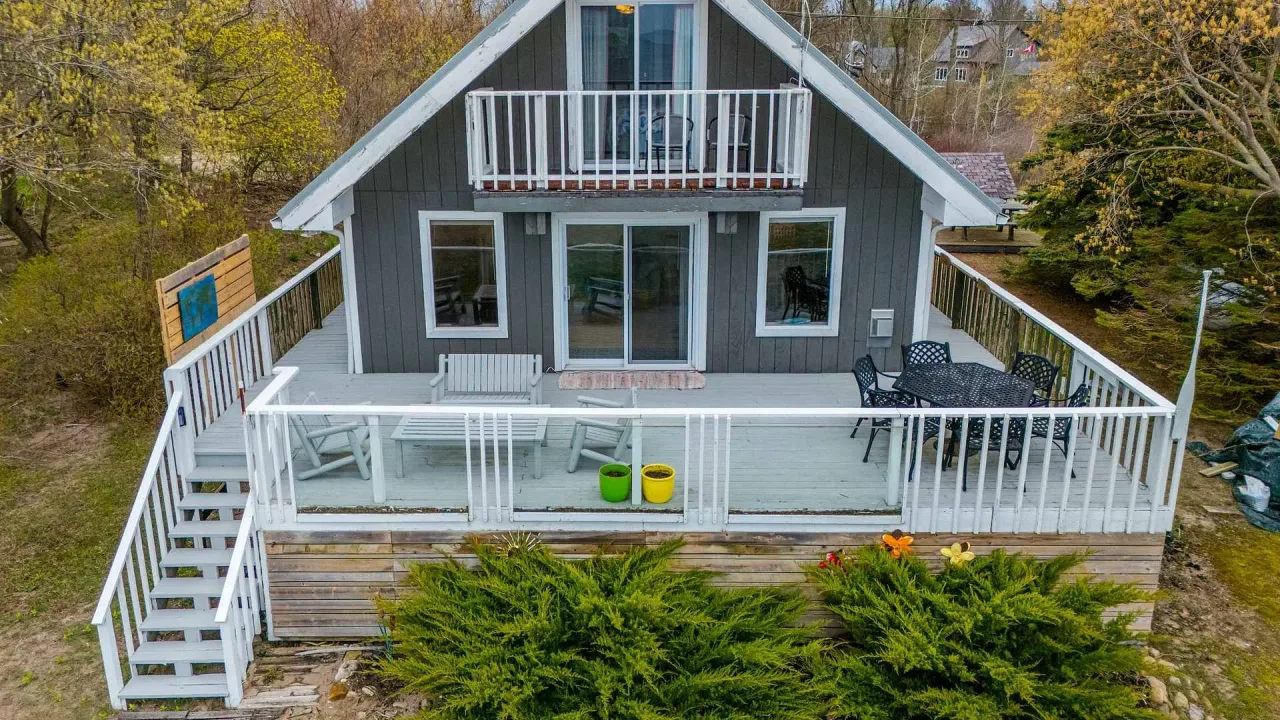Beckley Beach Cottage Association exterior