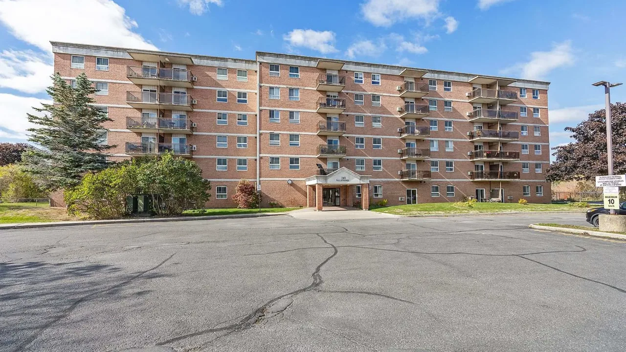 VALLEYRIDGE exterior