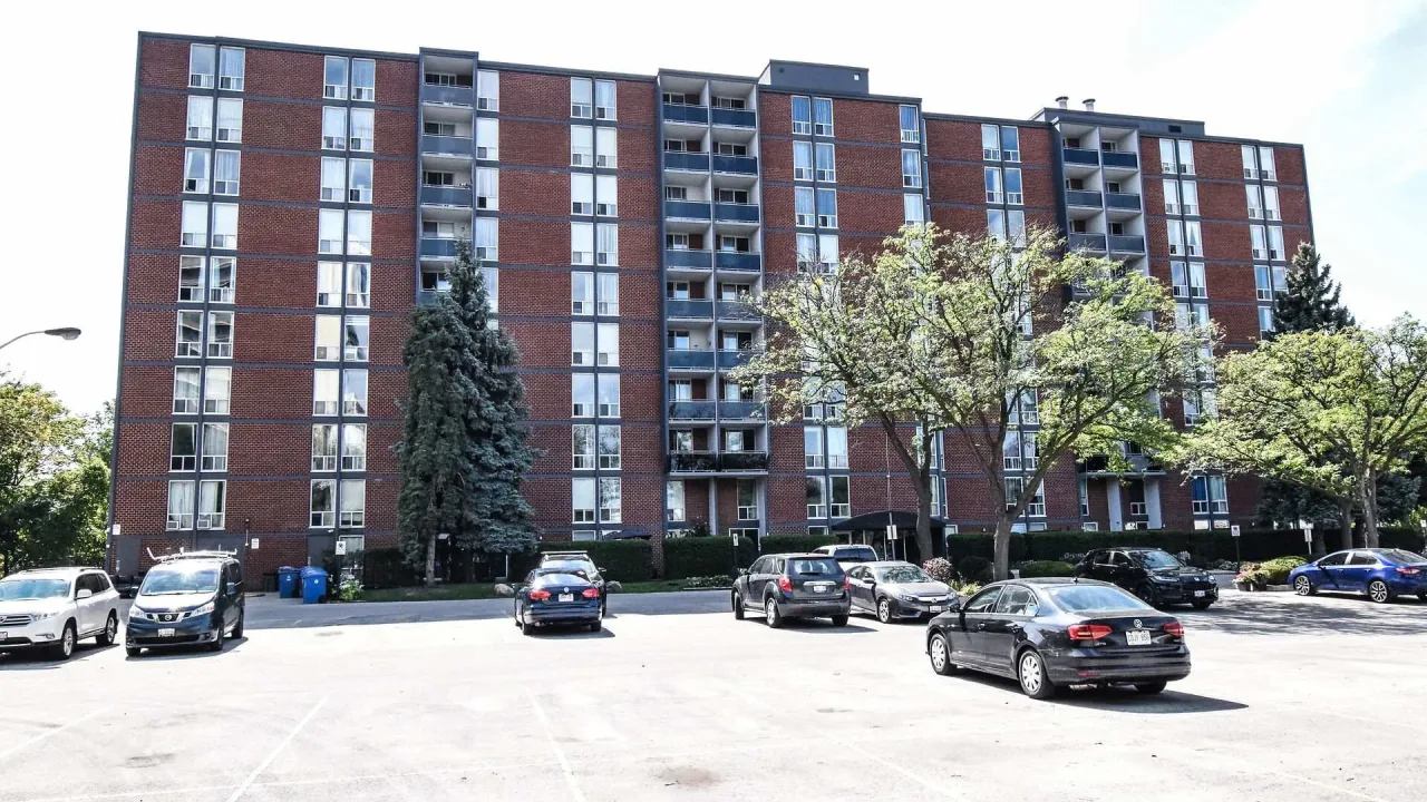 Valley View Condominiums exterior