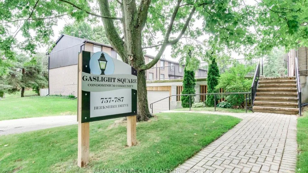 Gaslight Square exterior