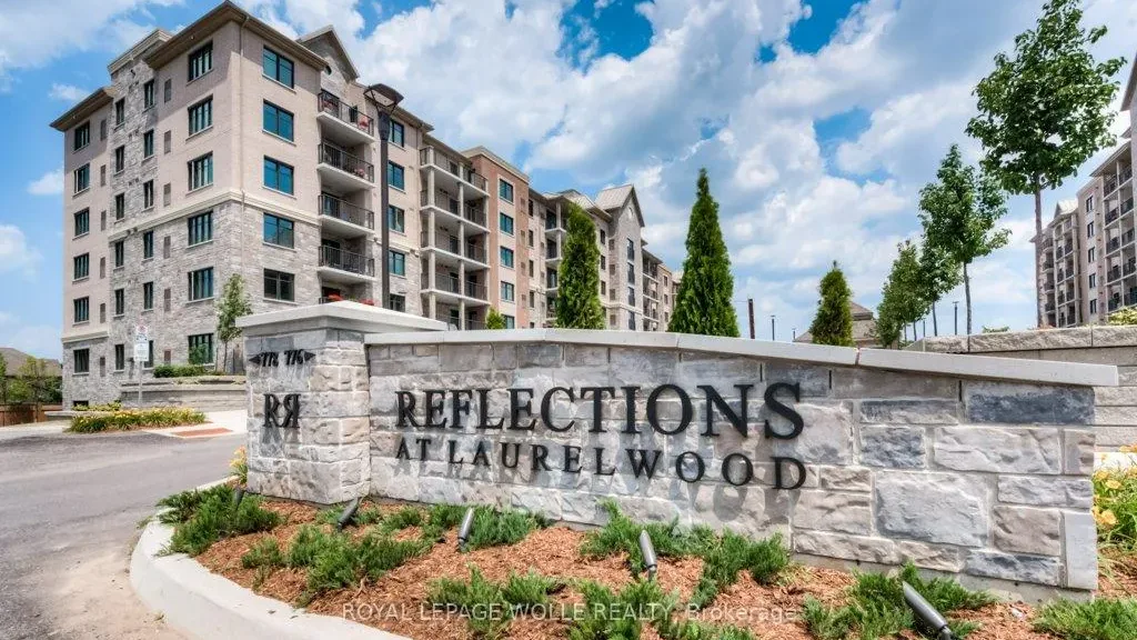 Reflections at Laurelwood exterior