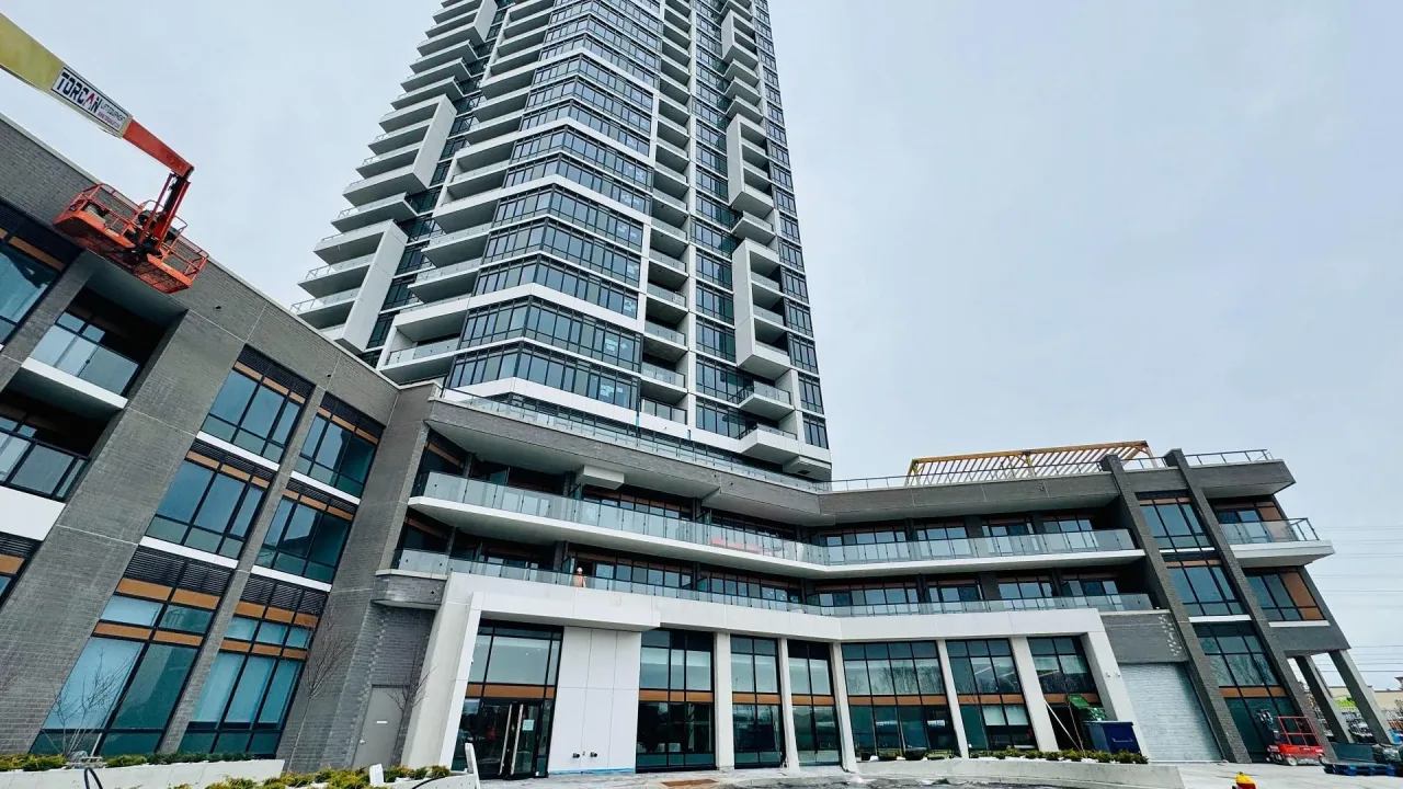 Connecett exterior