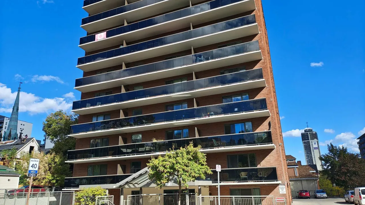 The Cliffton exterior