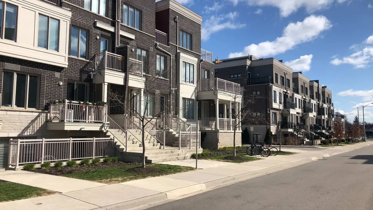 Minto Longbranch Urban Towns condo building exterior