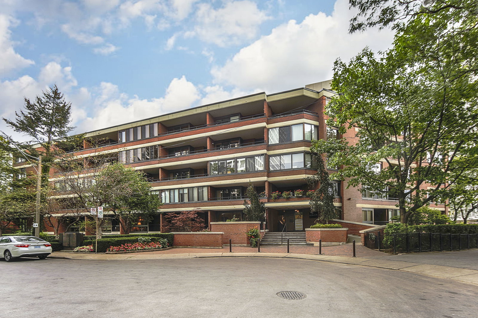 Winston Place condo