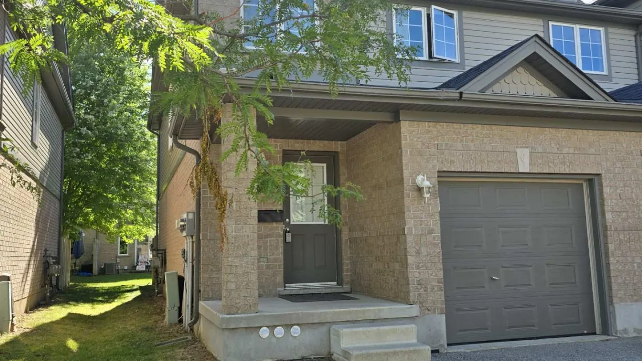 The Townhomes of Maple Lane exterior