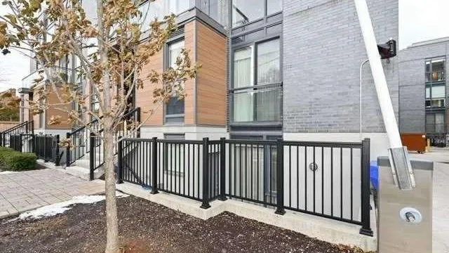 Wallace Walk exterior