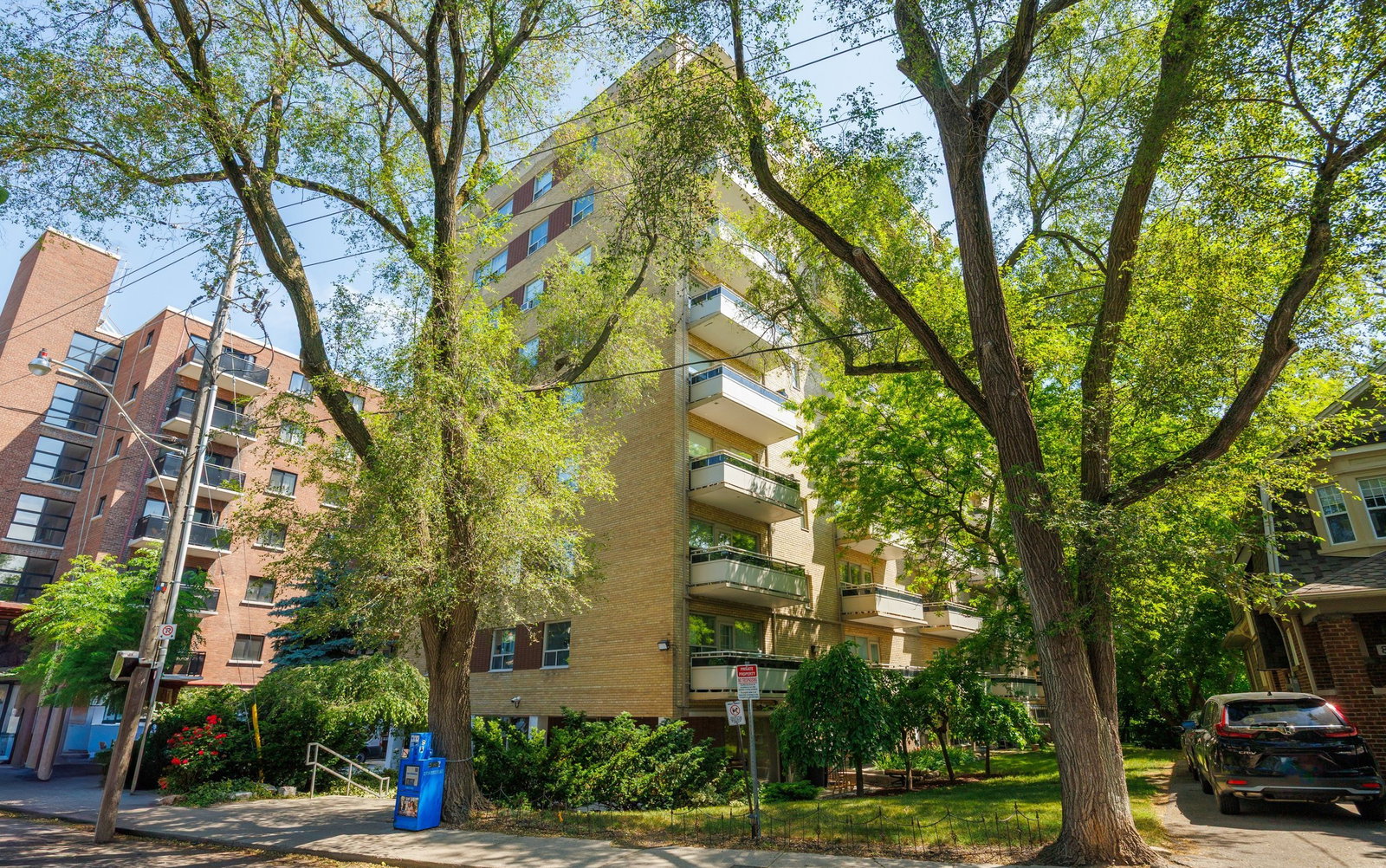 Gail Manor exterior