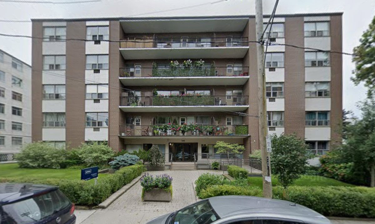 345 Lonsdale Road exterior