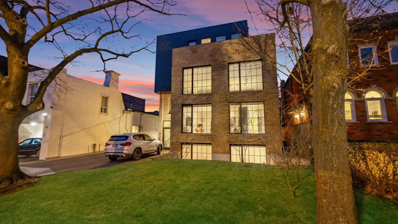 34 Coulson Avenue condo building exterior