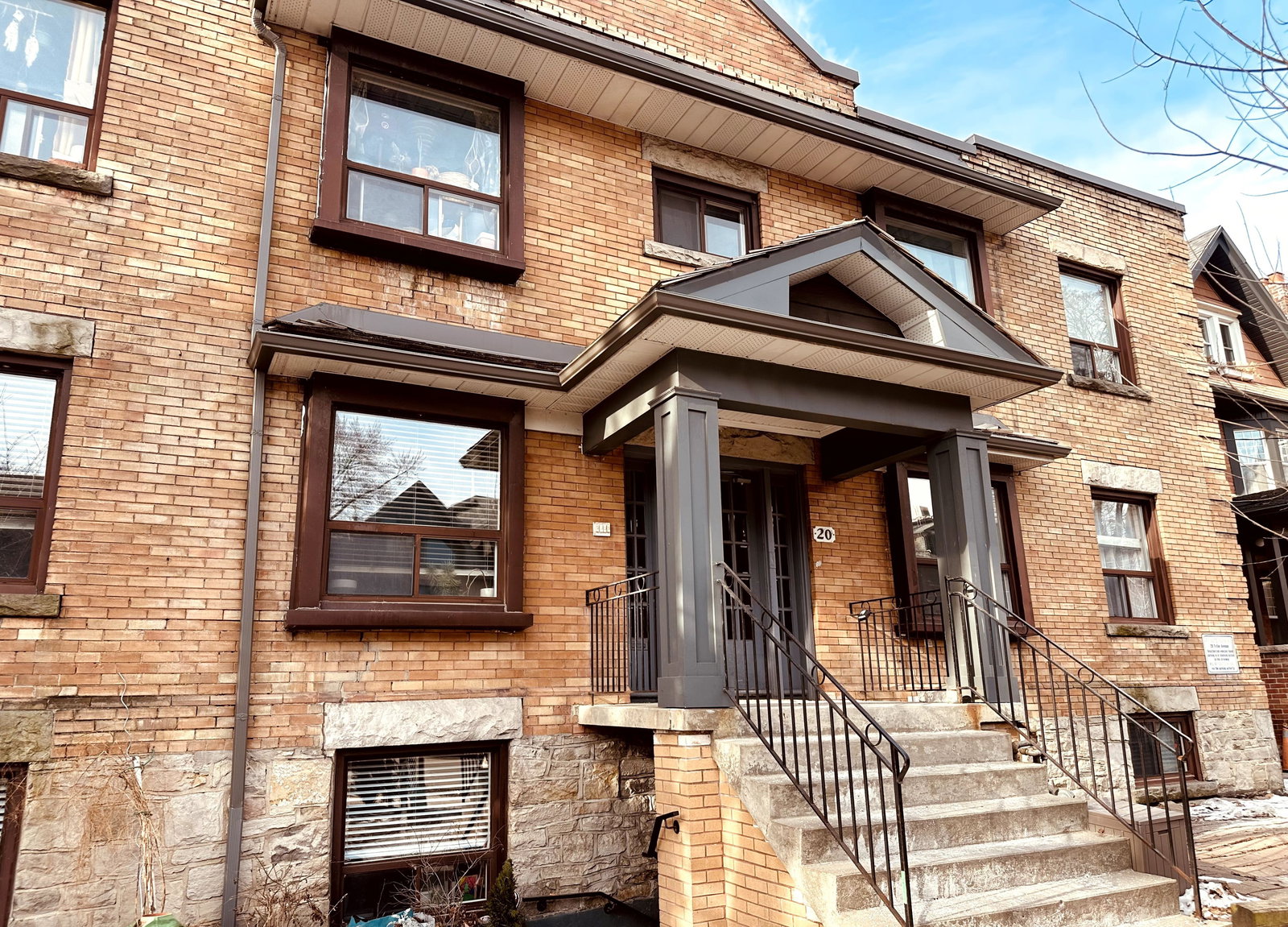 20 Triller Avenue exterior