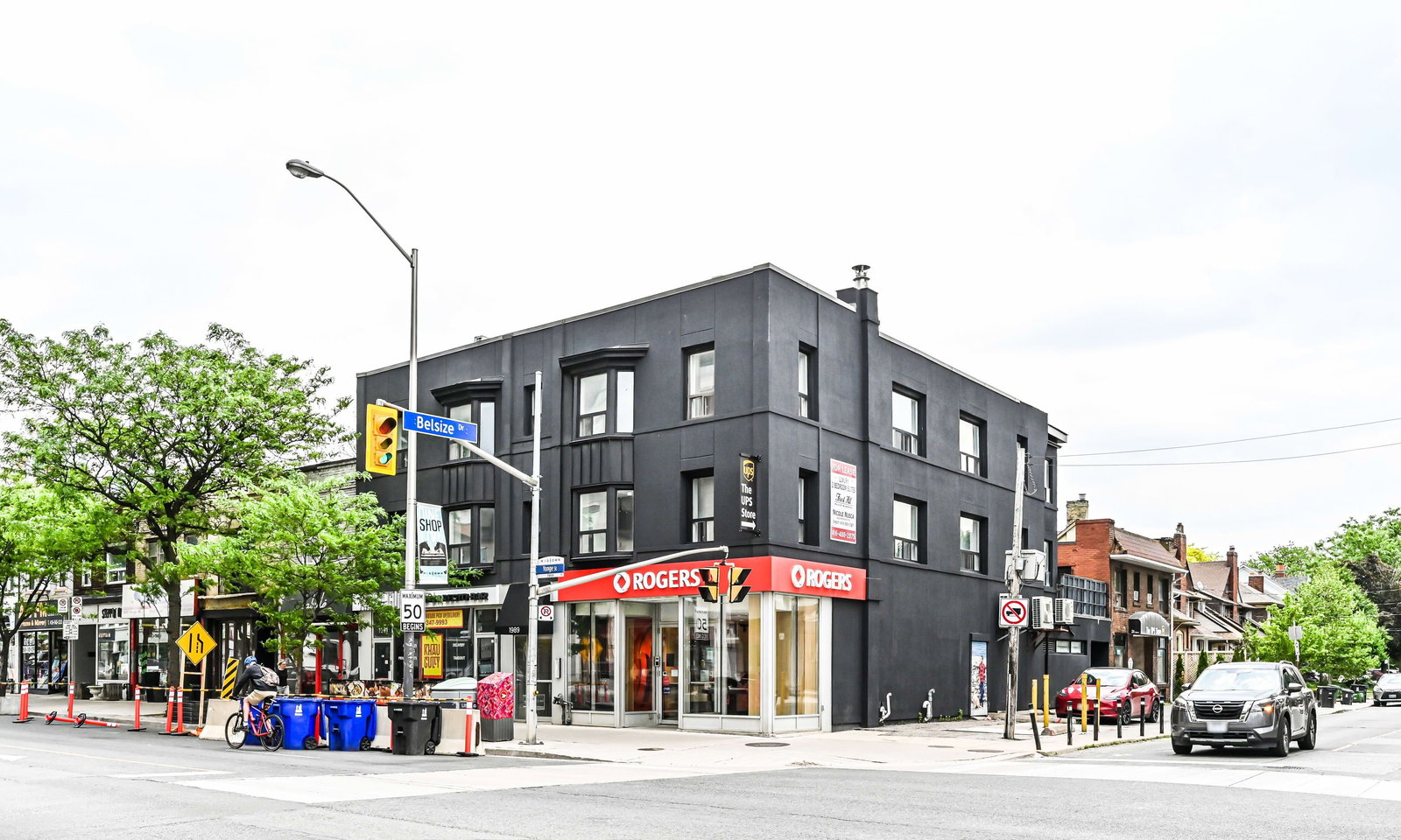 1989 Yonge Street East exterior