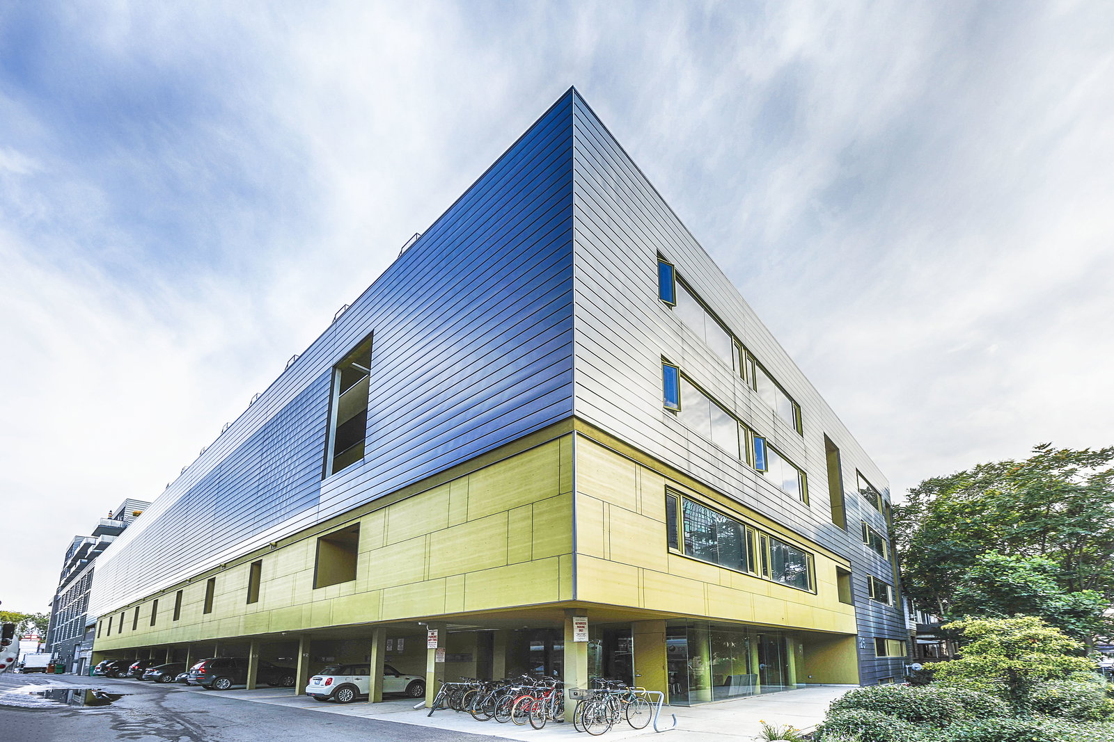 Roncesvalles Lofts condo